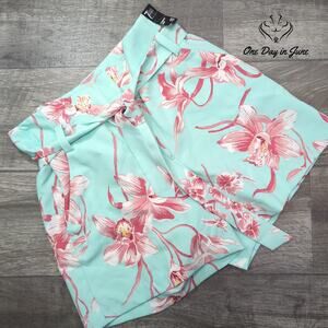 New York & Company 7th Avenue Bermuda Shorts Size 10